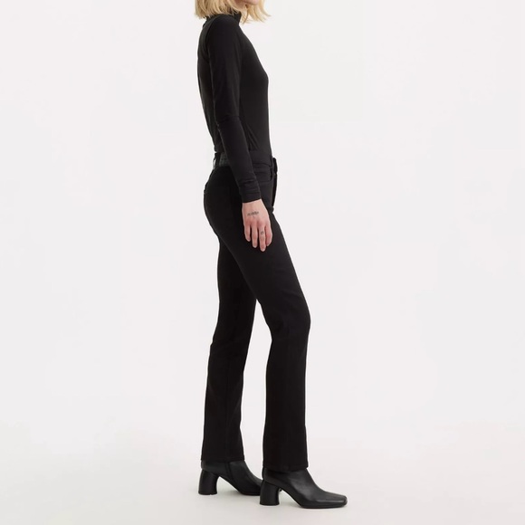 Levi's 724 High Rise Straight 'Soft Black’ Jeans W26 L32 - Picture 3 of 9